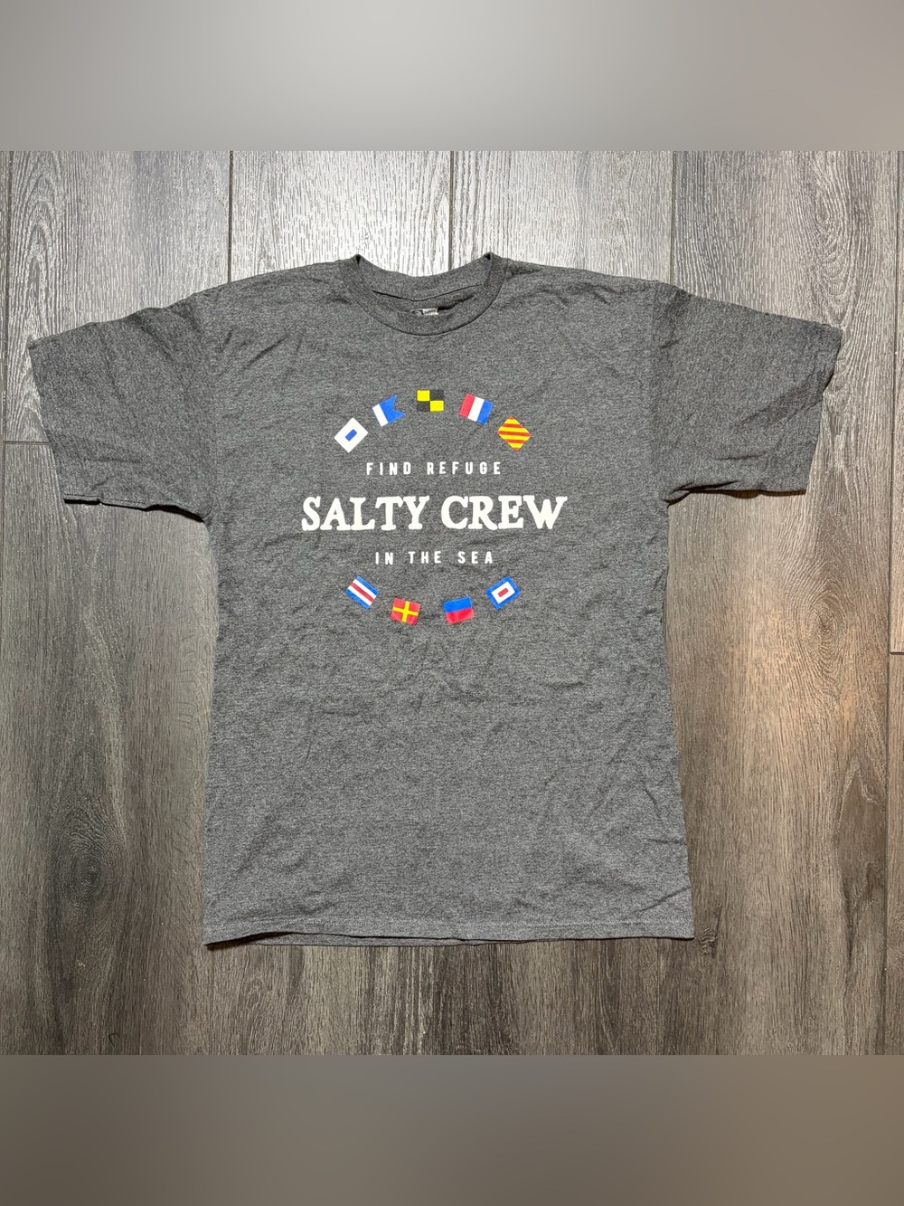 Salty Crew Find Refuge In The Sea Gray Standard Fit Nautical Flags Tee Men’s M